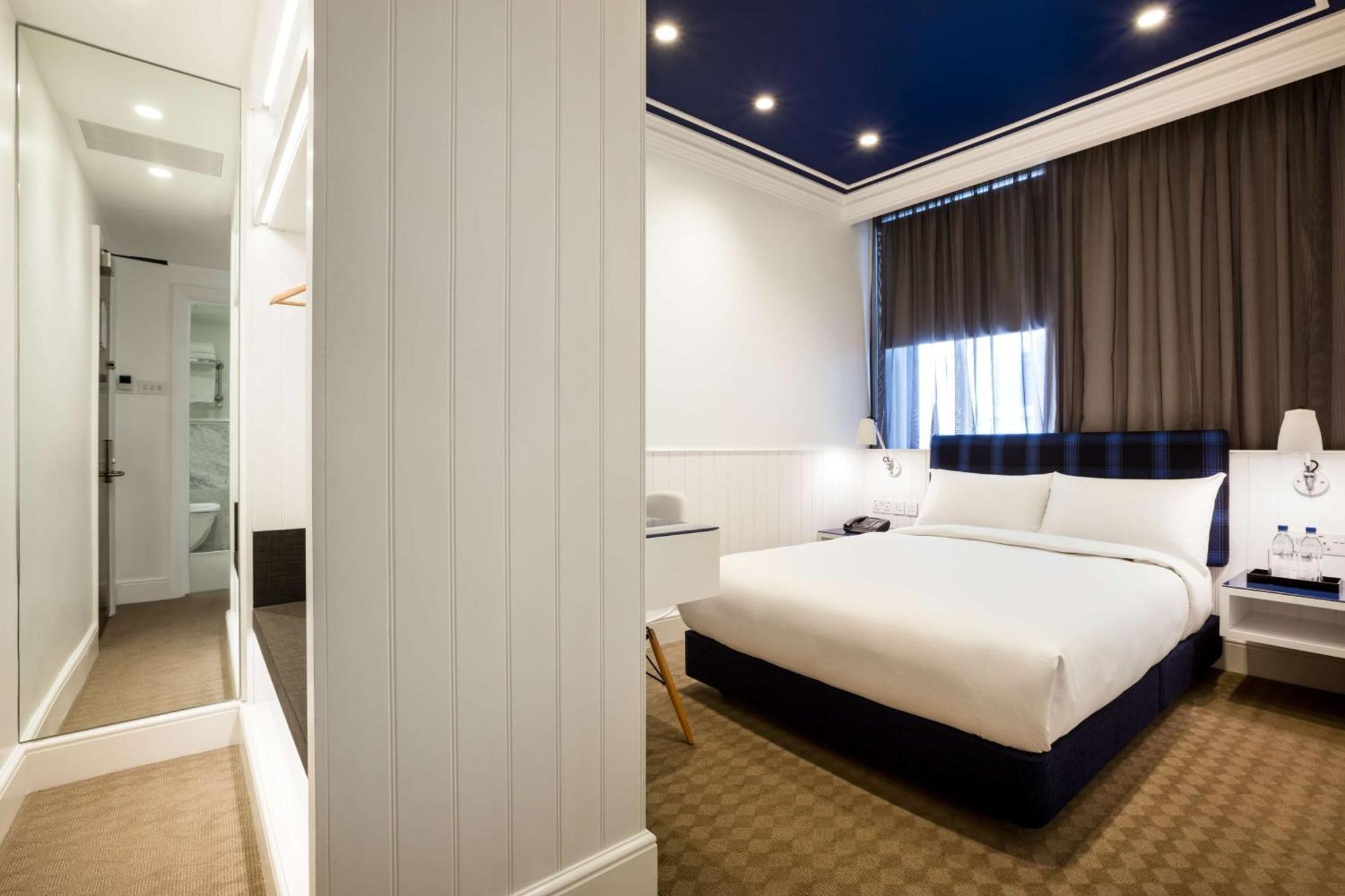 Hotel Radisson Blu Hotel, Tottenham Court Road 4*