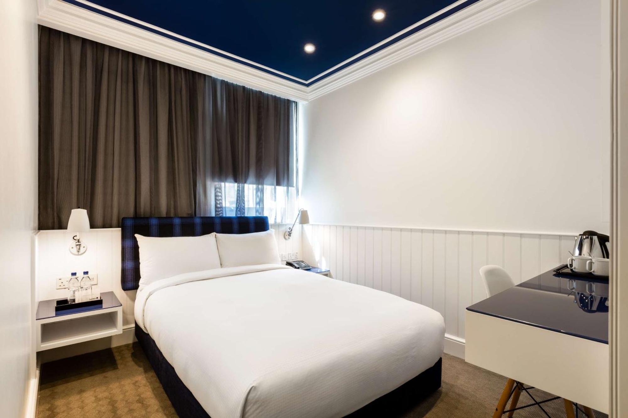 Hotel Radisson Blu Hotel, Tottenham Court Road London