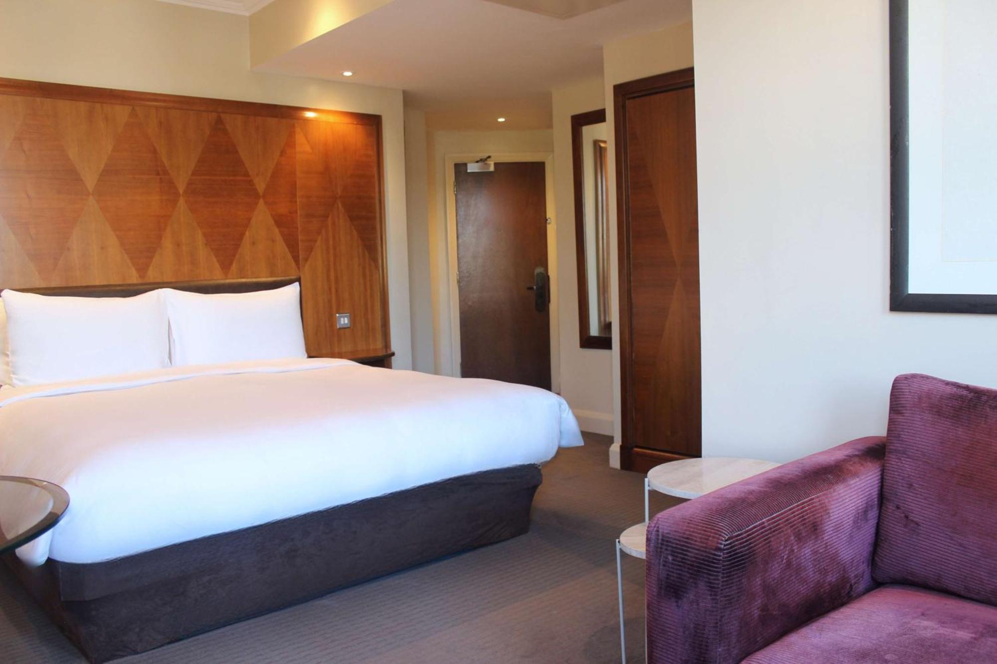 Radisson Blu Hotel, Tottenham Court Road 4*