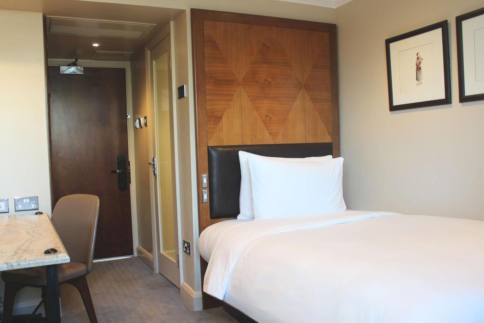 Hotel Radisson Blu Hotel, Tottenham Court Road
