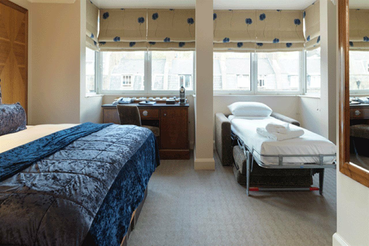 Radisson Blu Hotel, Tottenham Court Road London
